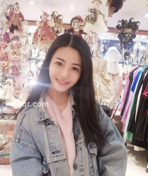 举目无亲的头像