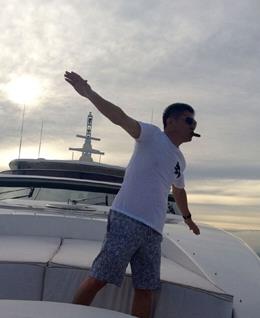 风中的孤舟的头像