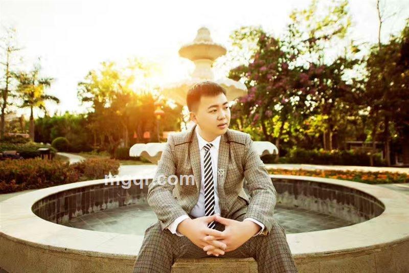 打小就帅的头像