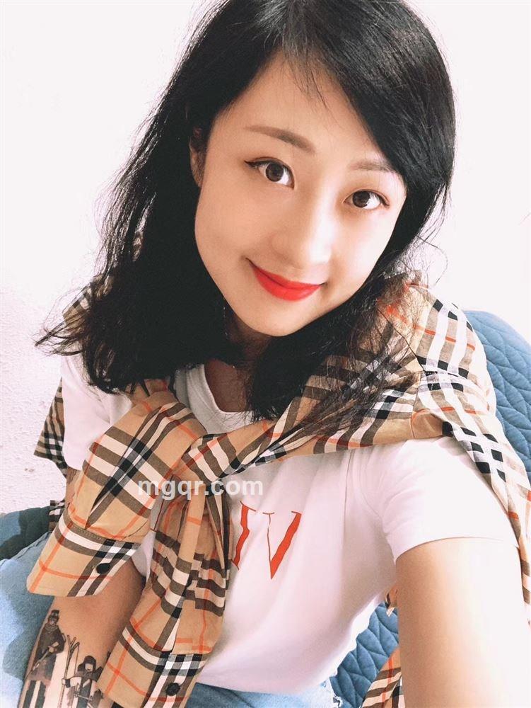 孤独的口红的头像