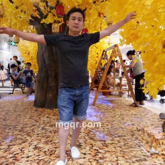 奋斗小伙一路飚的头像