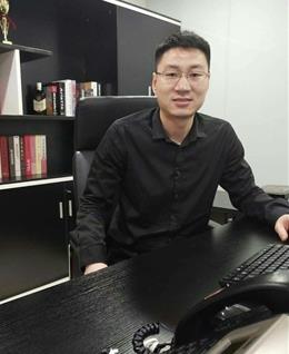 马不扬鞭自奋蹄的头像