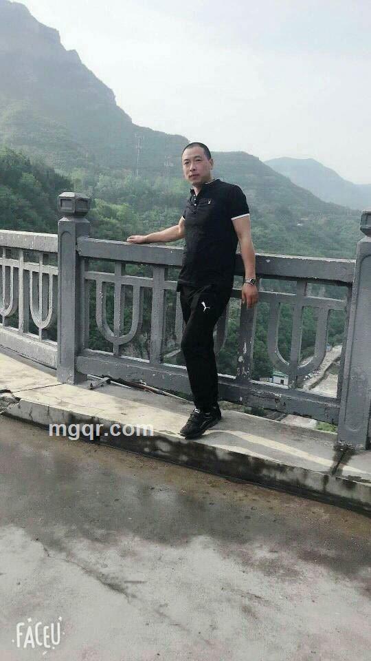 骑着狼，放着羊，的头像