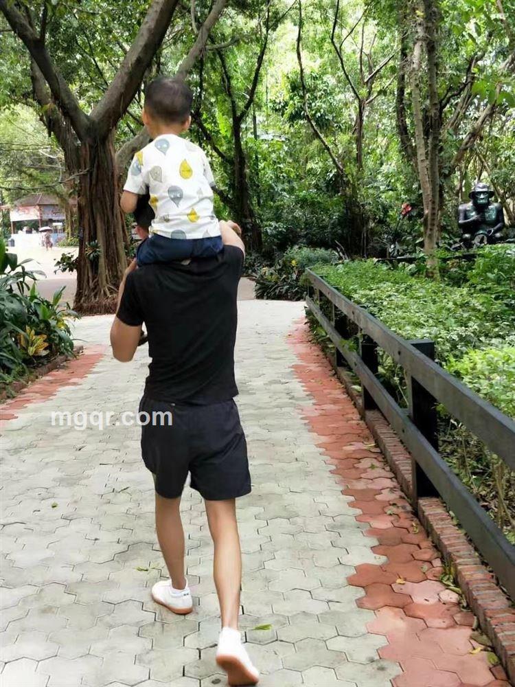 谜一样的男人的头像