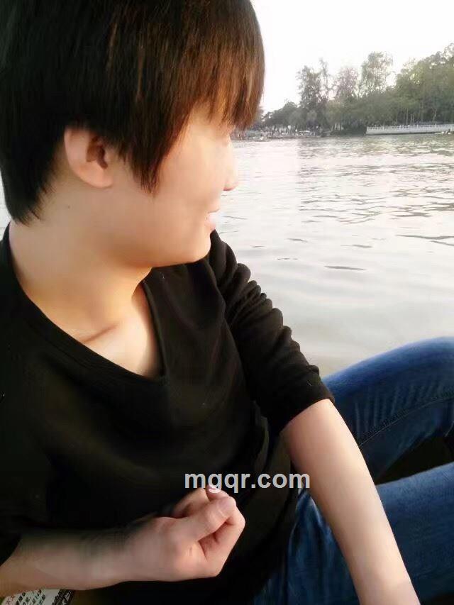 白?? 杨的头像
