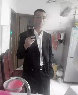 蓝色的风520的头像