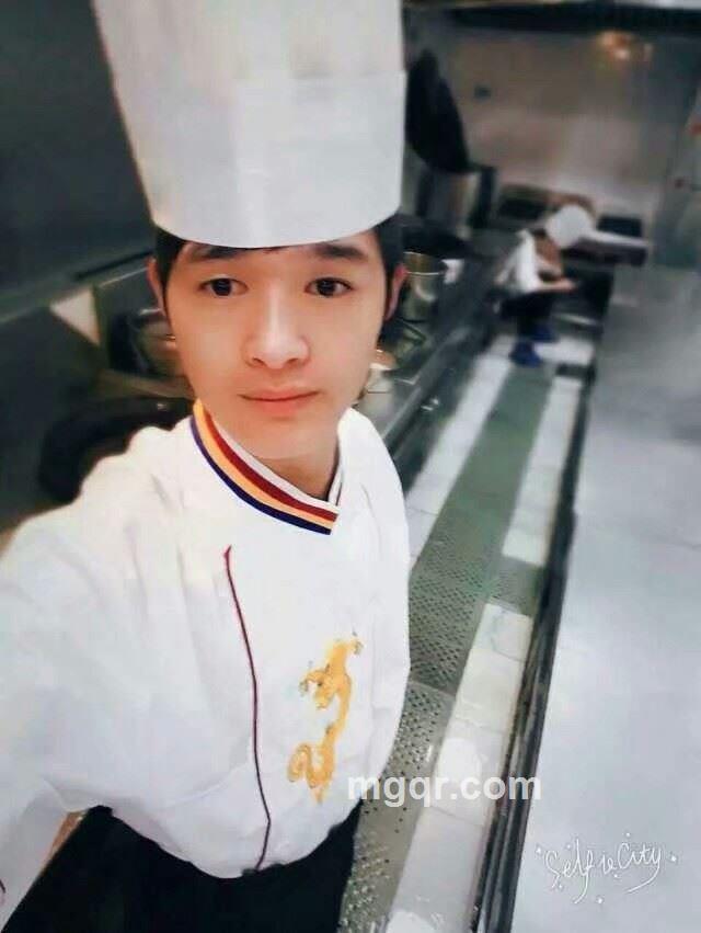 夜深秋的头像