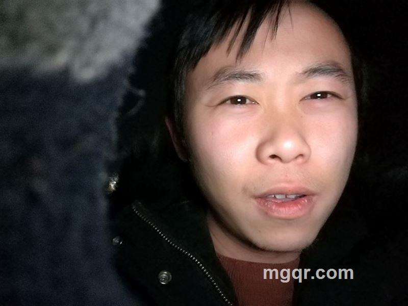 故乡的云的头像