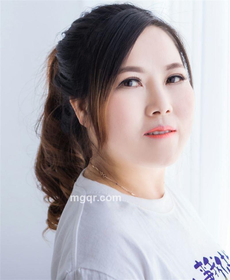 寂寞的女人的头像