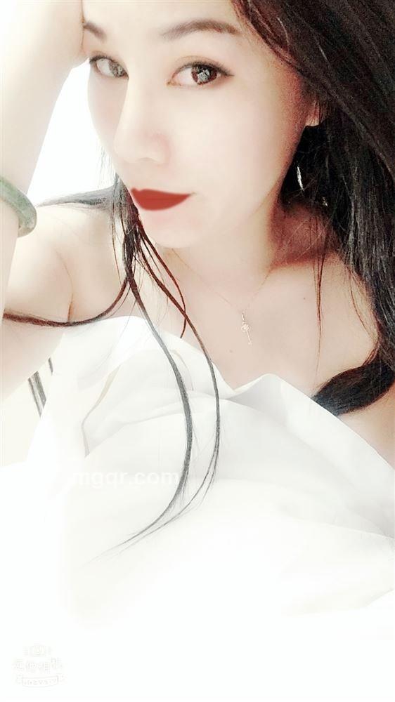 玫瑰有刺的头像