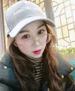 柠檬不萌520的头像