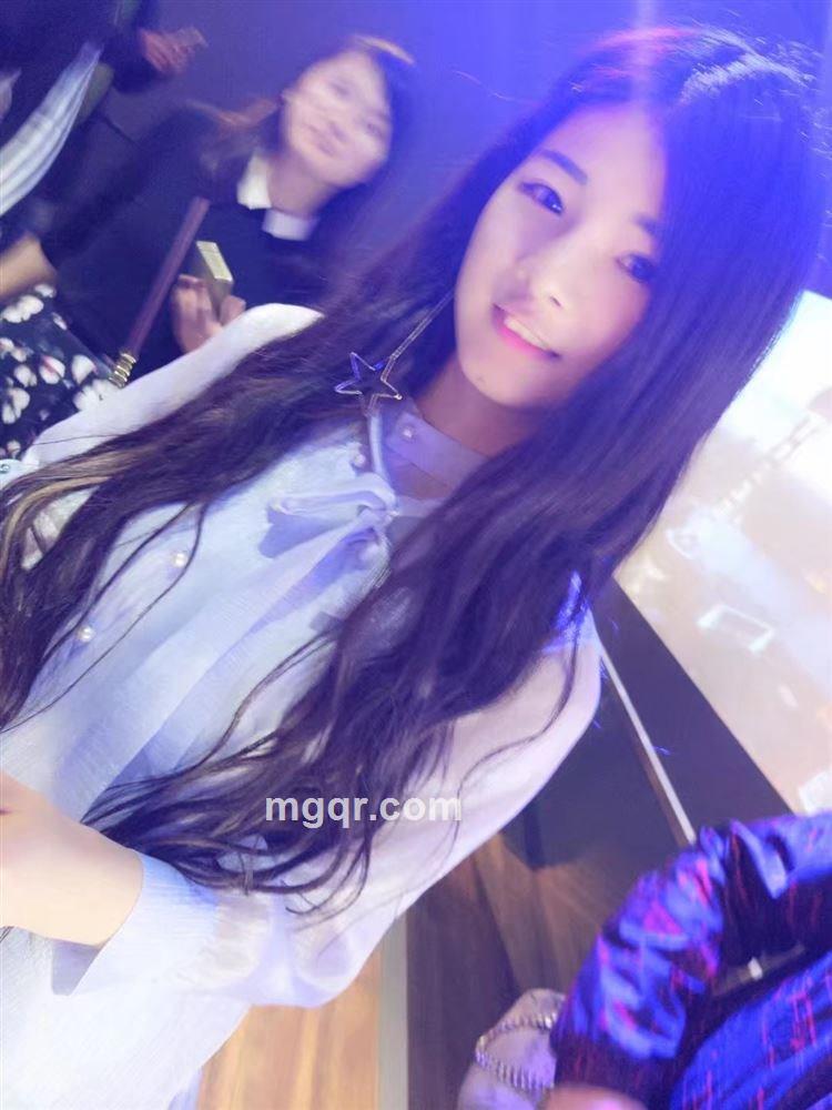 余温吖的头像