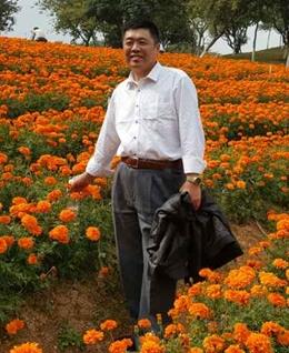 夕阳下的老男人-11的头像