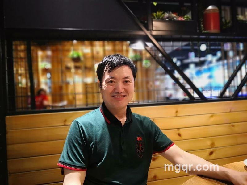 小镇梧桐的头像