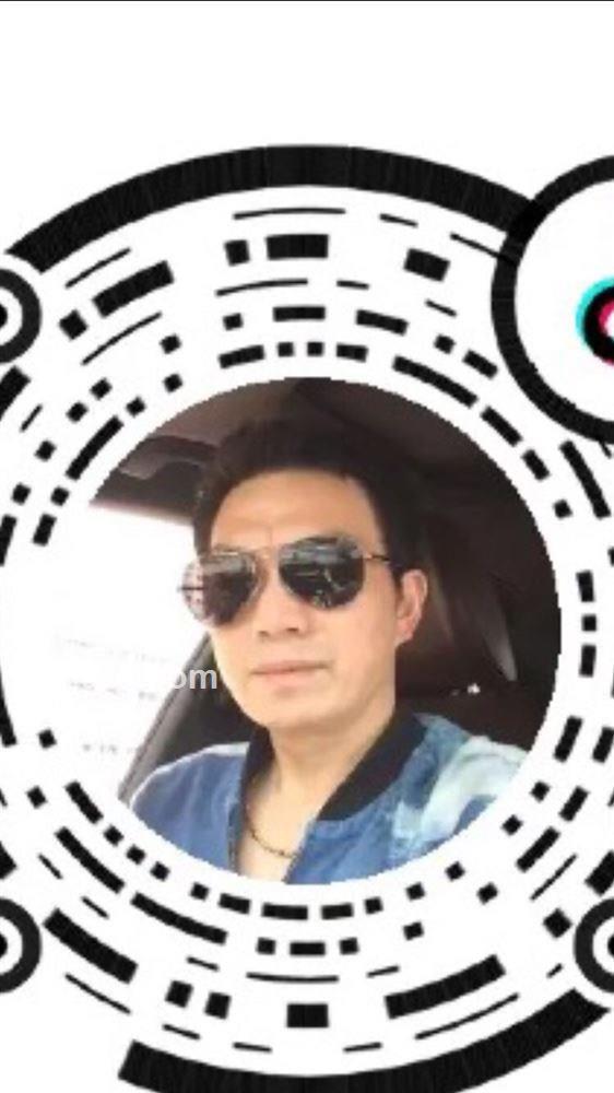 哥名满京城的头像