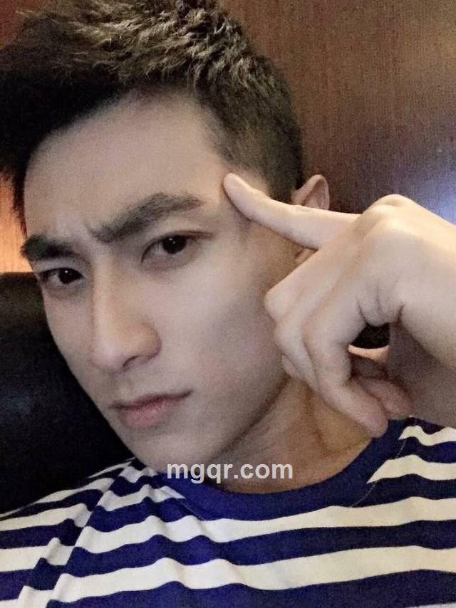 简单点！！的头像