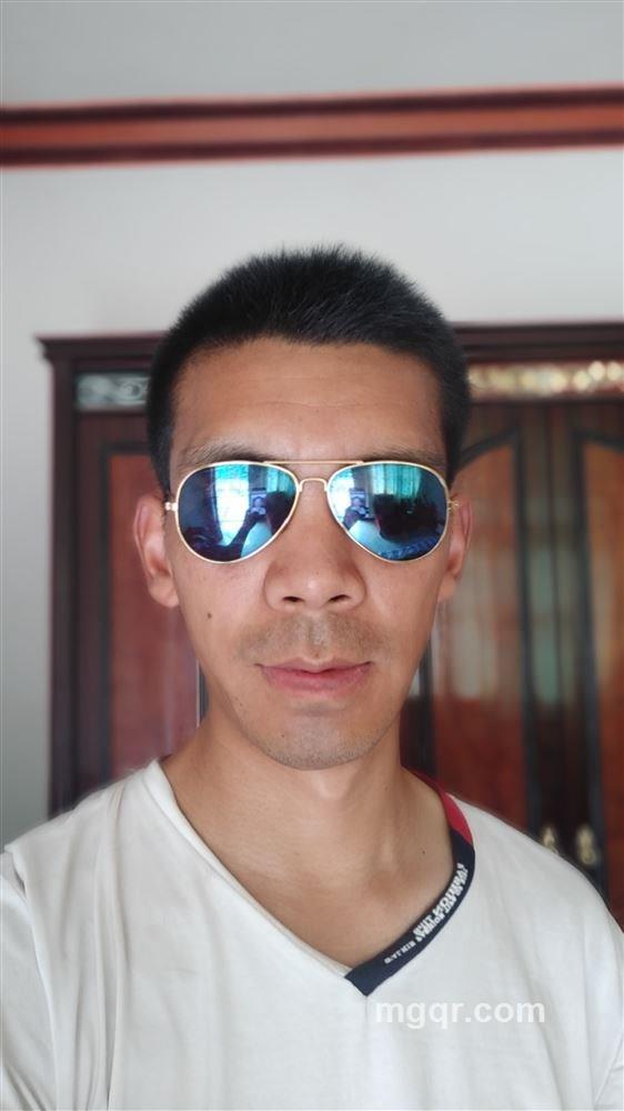 爱上黑天使的头像