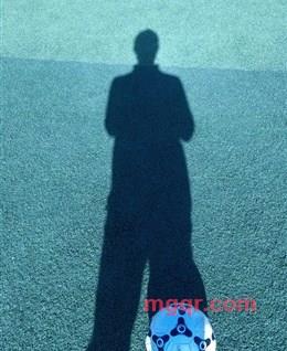 冷枪不出发的头像