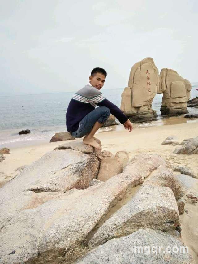 孤零零的头像