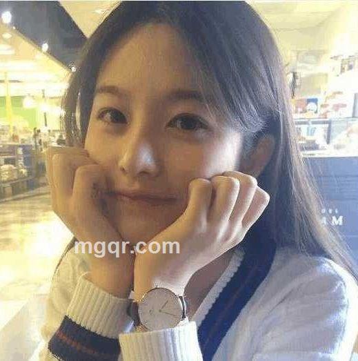 蓝眼姑娘的头像