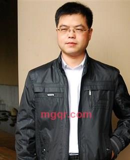 三月里阳光明媚的头像