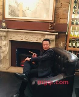 单身男人.vxMoez5412的头像