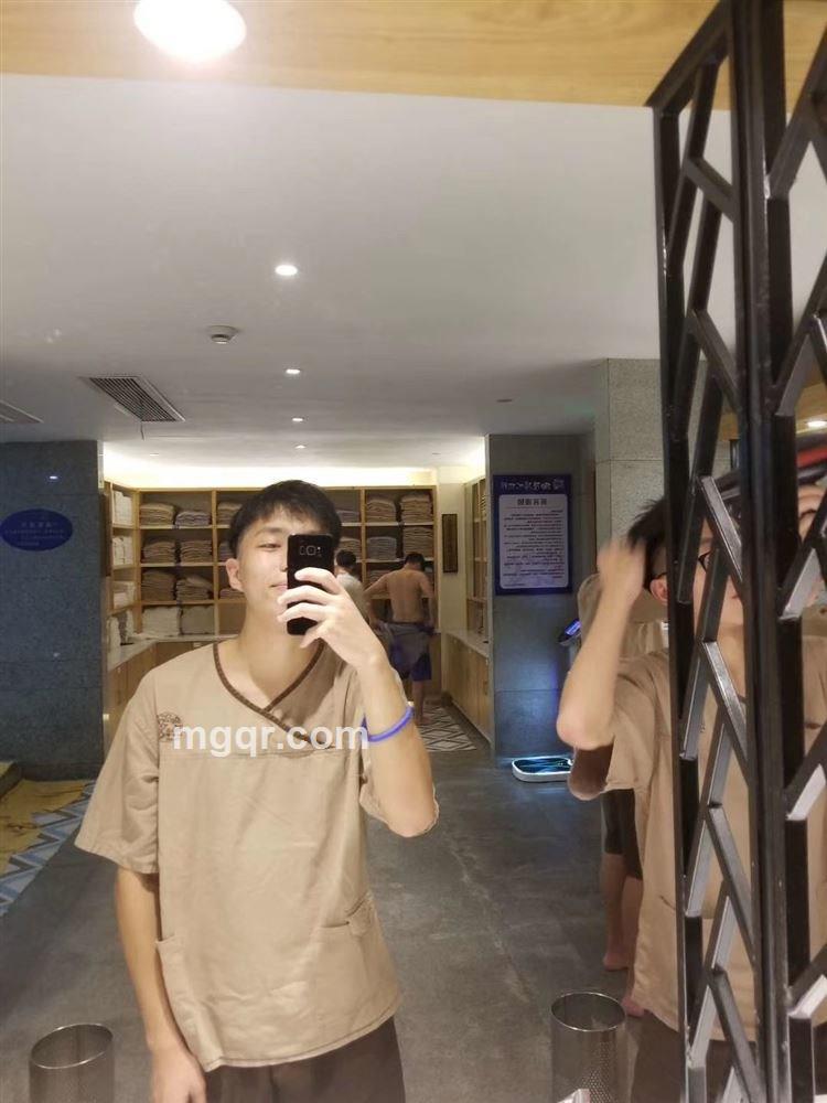 呜啦啦啦的头像