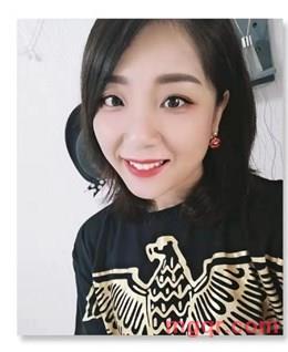 momo莫小凡的头像