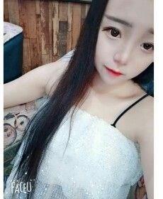 菲菲很可爱的头像