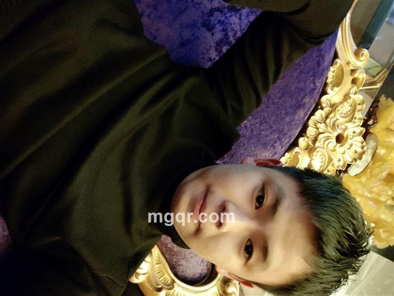 默默无言的头像