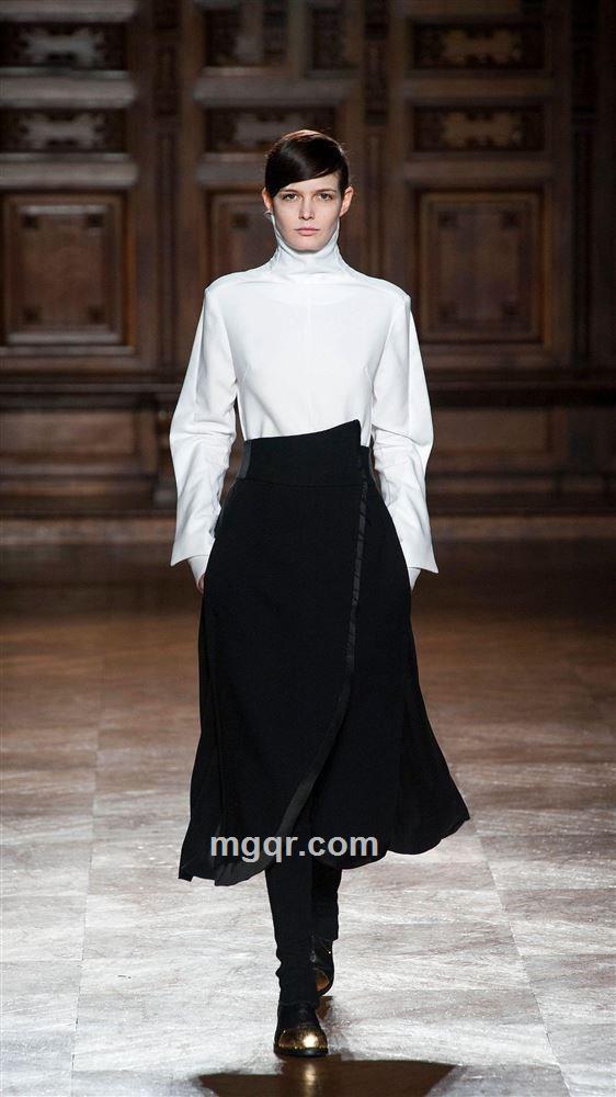 多年以后的头像