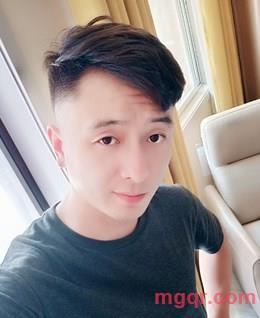 嗯哼王先生的头像