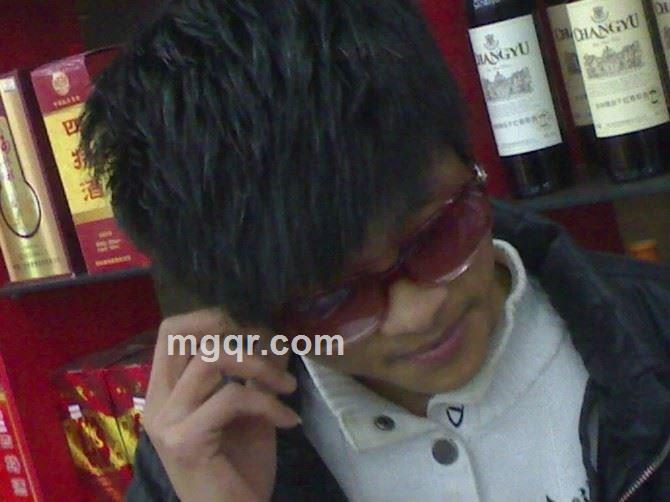 只想扶墙走的头像