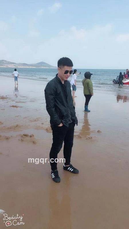 风雨中的人的头像