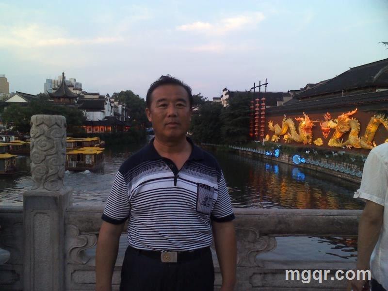 春意正浓的头像