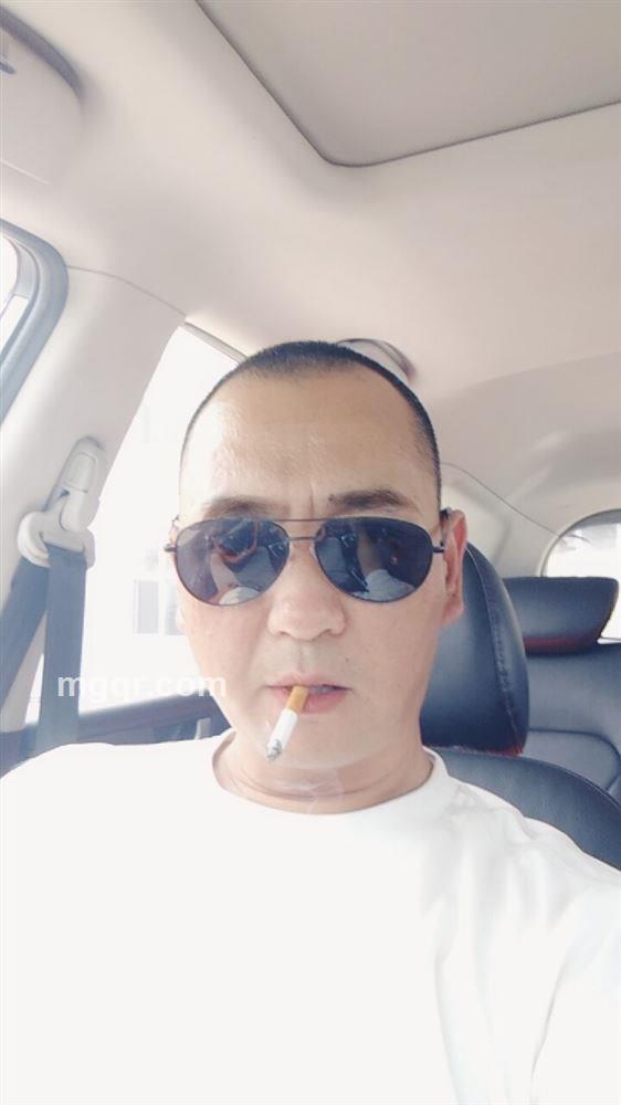 有缘千里来相会的头像