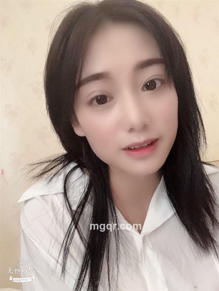 卖火柴的小女孩的头像