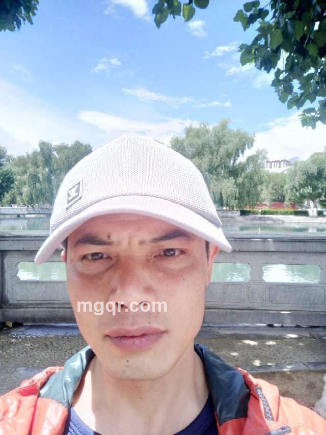 一粒沙的头像