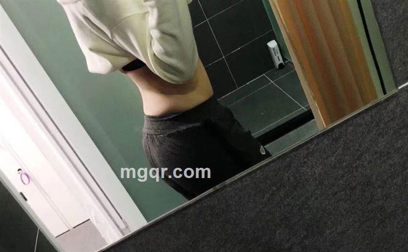 小野莓的头像