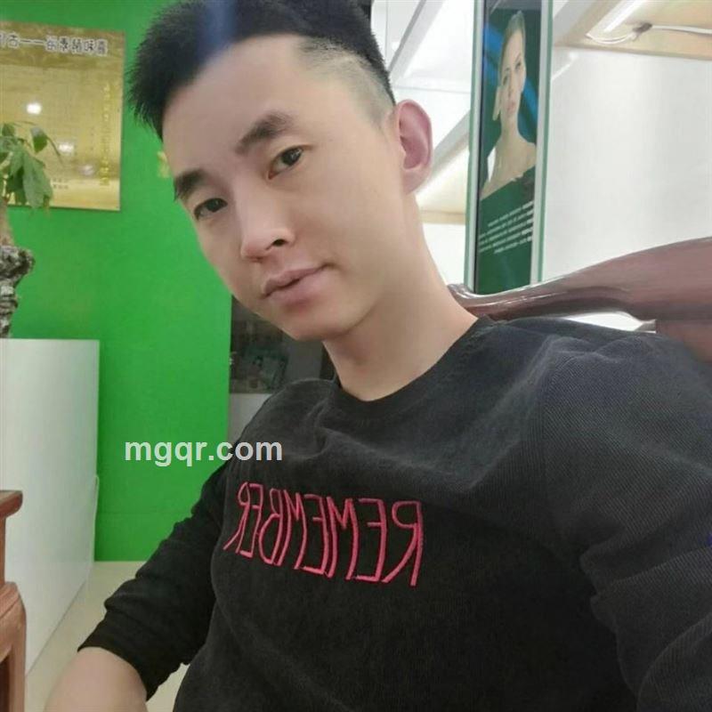 雨中的拥抱的头像