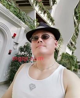 光辉岁月pyd的头像