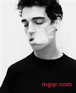 肆意二二 就死依旧三的头像