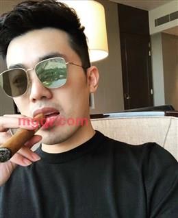 李浩琳玫瑰的头像