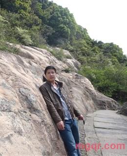 漫步烟火的头像