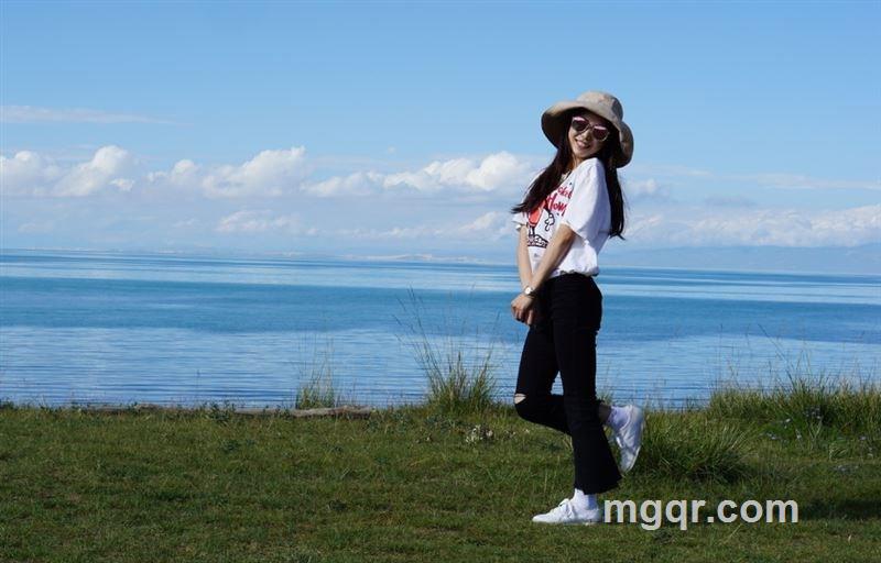 快乐的女孩的头像