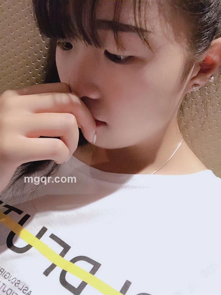 诗诗可爱的头像
