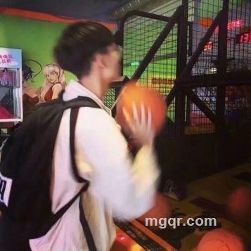 清秀小鲜肉的头像