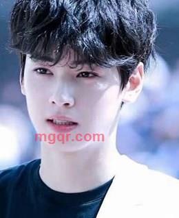 青春是岁月的河的头像