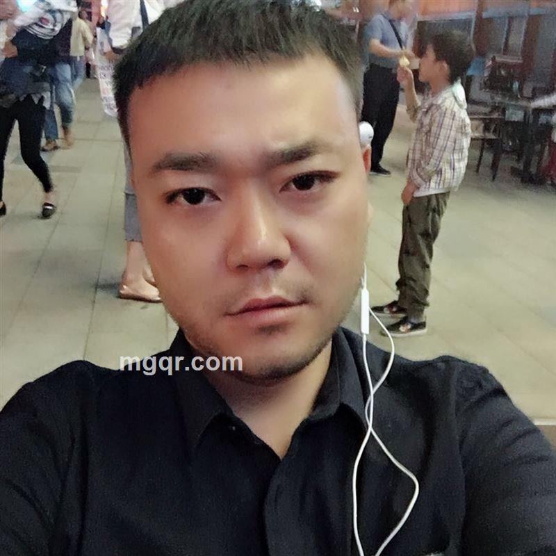 （＾＿－）的头像