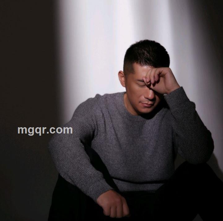 留胡渣的硬汉的头像